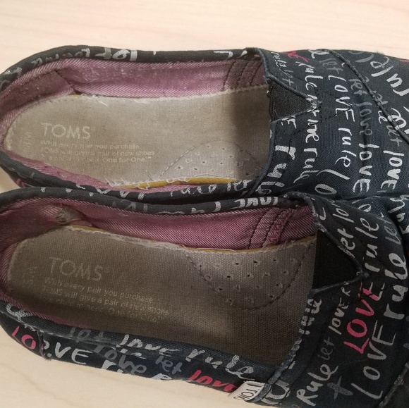 Tom's. - Picture 2 of 3